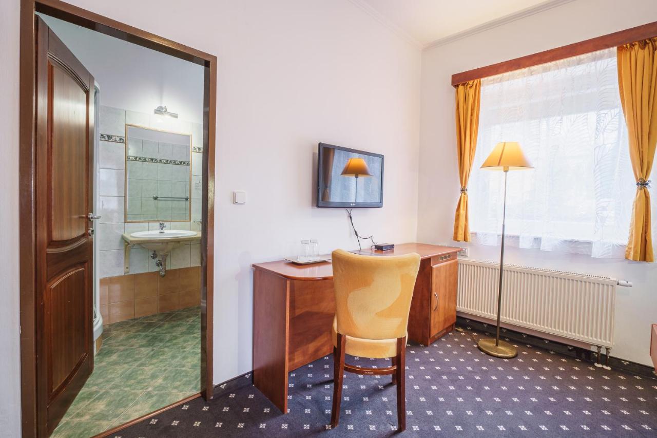 Francis Spa Hotel Františkovy Lázně Exterior foto